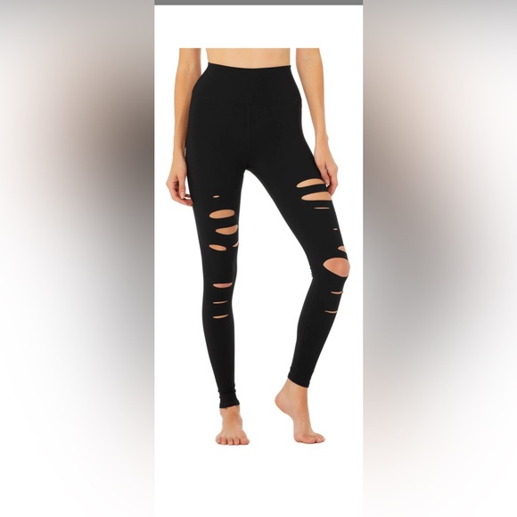 High-Waist Ripped Legging - Picture 2 of 3